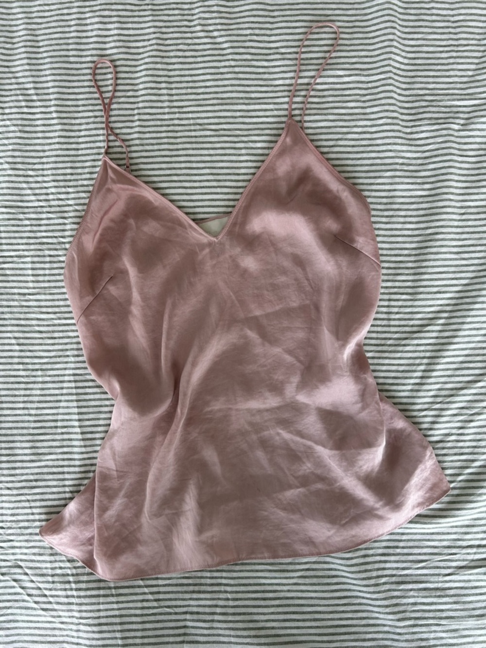 Aritzia Wilfred Dusky Rose Satin V-Neck Cami with Spaghetti Straps